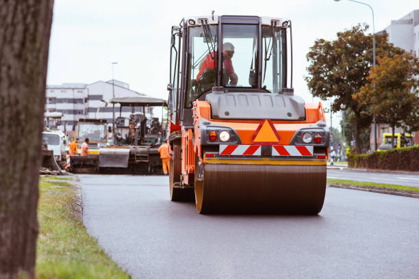 Best Residential Driveway Paver Services  in Le Center, MN